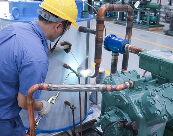 20噸直冷式塊冰機(jī)有多重，工作原理是什么