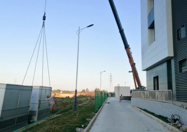 直接式制冰機(jī)的投資可能在55萬左右 直接式制冰機(jī)的投資可能在55萬左右