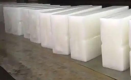 制造冰塊的設(shè)備注意事項(xiàng)