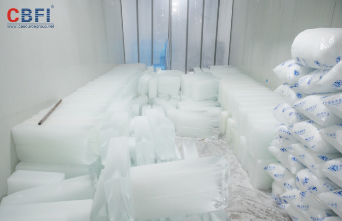 產(chǎn)品線涵蓋了片冰機(jī)、制冰機(jī)、冷水機(jī)以及速凍設(shè)備